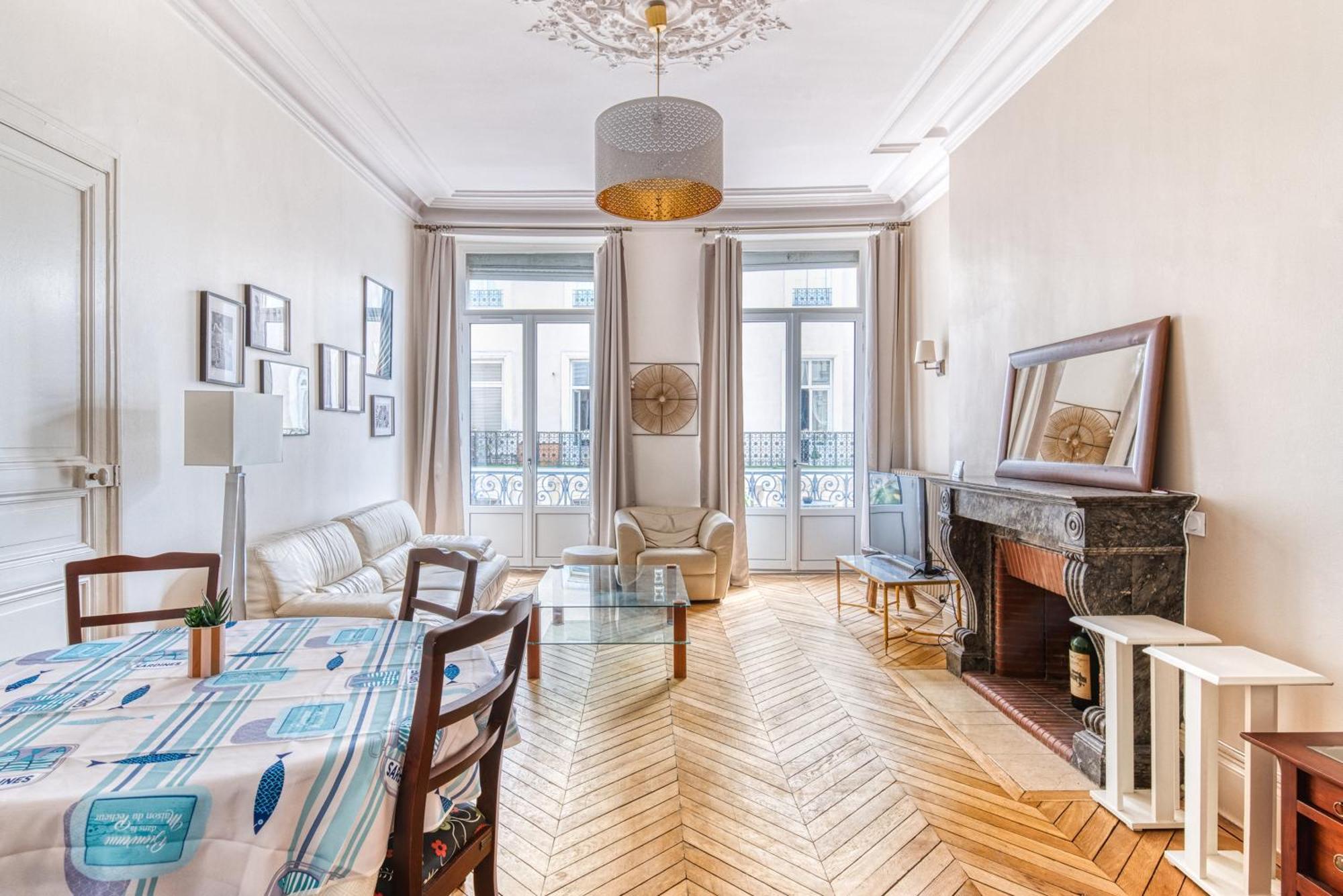 Hyper Centre, Premium, Spacieux Appartement Haussmannien Angers Exterior photo